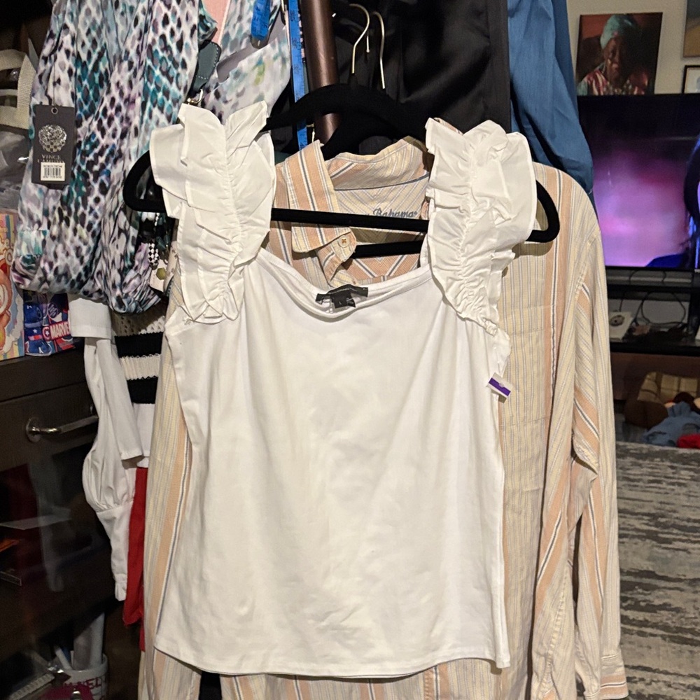Halogen White Ruffled Tank Top - Picture 3 of 6